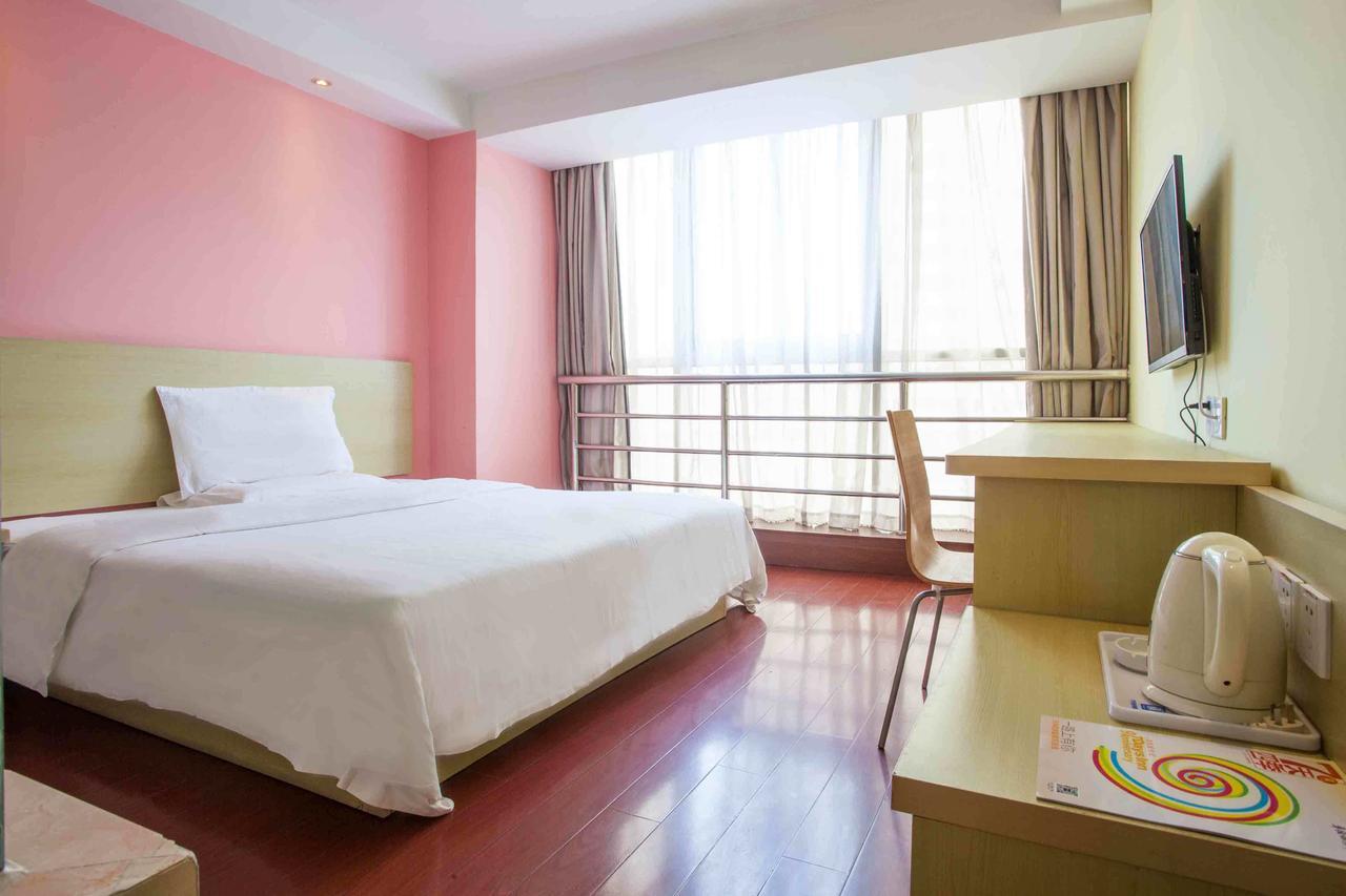 7Days Premium Guangzhou Tianhe Gangding Canton Camera foto